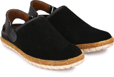 

Fentacia Men Black Sandals