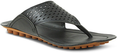 

Get Glamr Men Black Casual