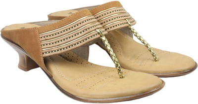 

Inc.5 Women TAN Heels