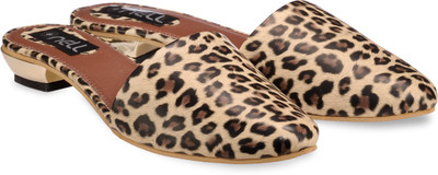 

Nell Women BROWN Sandals