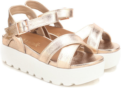 

Catwalk Women ROSE GOLD Flats