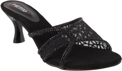 Metro Women Black Heels