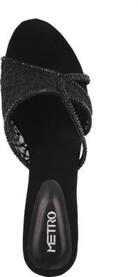 Metro Women Black Heels