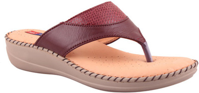 

MSC Women Red Heels