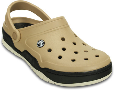 

Crocs Men Gold Clogs