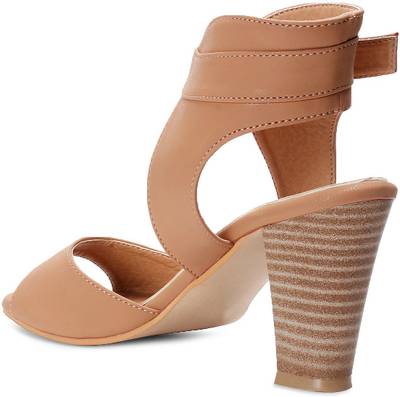 Meriggiare Women Black Heels