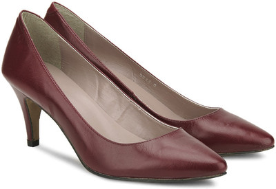 

Carlton London Women Cherry Heels