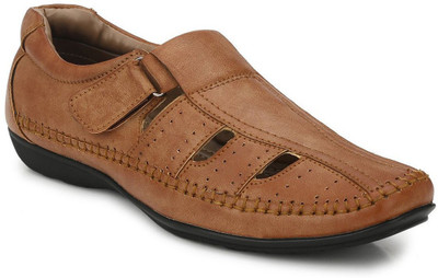 

Peponi Men Tan Casual