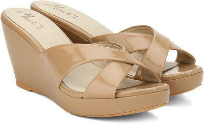 

Miss CL By Carlton London Women NUDE Wedges