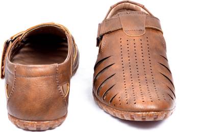 Peponi Men Brown Sandals