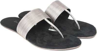 

Inc.5 Women gun metal Flats