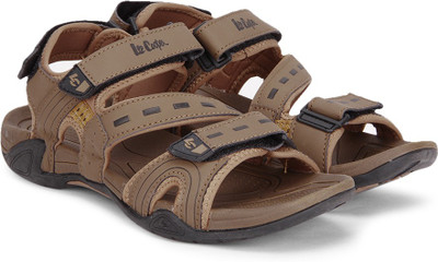 

Lee Cooper Men BROWN Casual