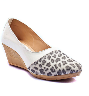 

Dolphin Miles Women White Wedges