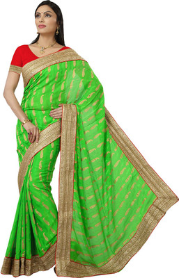 

Ishin Embellished Fashion Crepe Saree(Green)