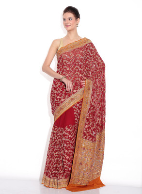 

Zain Textiles Woven Banarasi Silk Saree(Maroon)