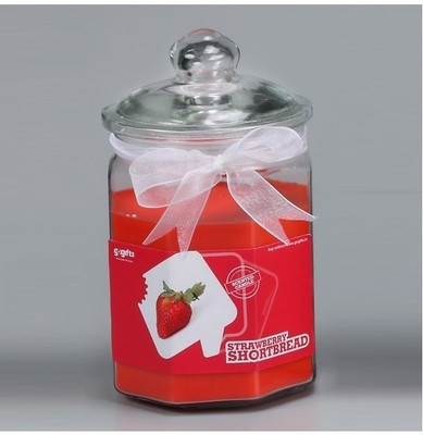 

GoGifts Octogonal Jar Candle - Strawberry(500 g)