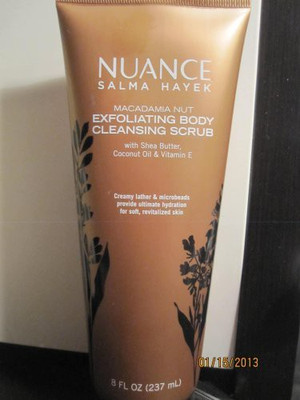 

Nuance Exfoliating Body Cleansing Scrub(240 ml)