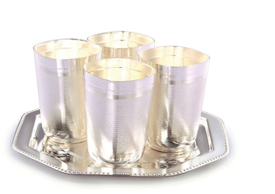 9% OFF on Ojas Square Glass, Tray Serving Set(Pack of 5)