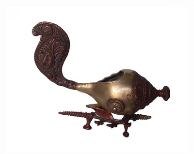 

Radhika's World of Crafts Paanjanya Shankh - Multicolor Decorative, Sacred Shankh(Multicolor)