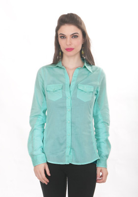 

Ten on Ten Women's Solid Casual Green Shirt