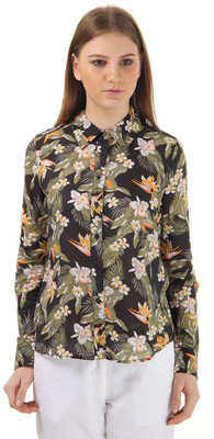 

Vero Moda Women's Floral Print Casual Black Shirt