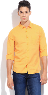 

United Colors of Benetton. Men's Solid Casual Orange Shirt, M03