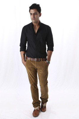 

Macoro Men's Solid Casual Black Shirt