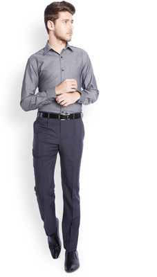 

Park Avenue Men's Solid Casual Dark Blue Shirt