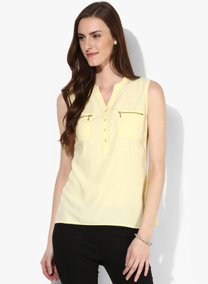 

Vero Moda Solid Women's V-neck Yellow T-Shirt, French vanilla
