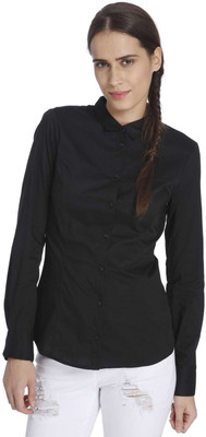 

Vero Moda Women's Solid Casual Black Shirt