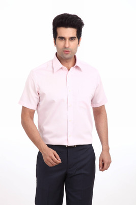 

Park Avenue Men's Solid Formal Pink Shirt