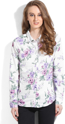 

United Colors of Benetton. Women's Floral Print Casual White Shirt, 79r