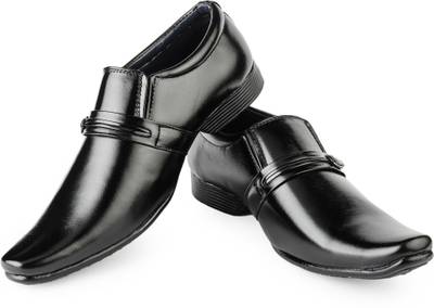Baaj Slip On