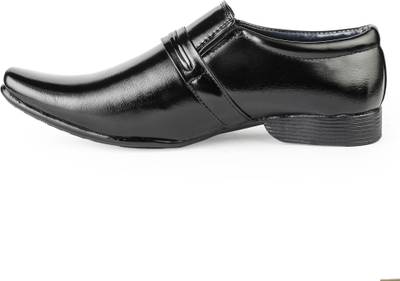 Baaj Slip On