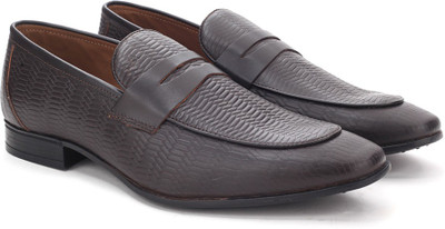 

Arrow Slip on shoes For Men(Brown