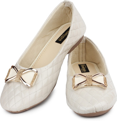Buy SHOETOPIA Bellies For Women Off White on Flipkart