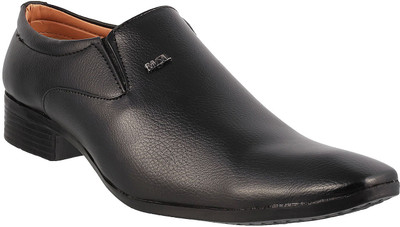 

MSL Awesome Slip On For Men(Black, 11;black