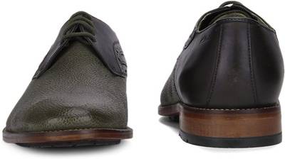 Clarks Lace up