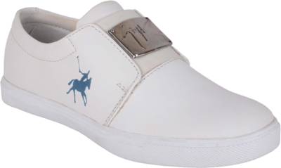 Aadi Sneakers