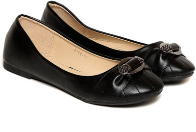 

TEN Ten Black Synthetic Leather Bellies Casuals For Women(Black)