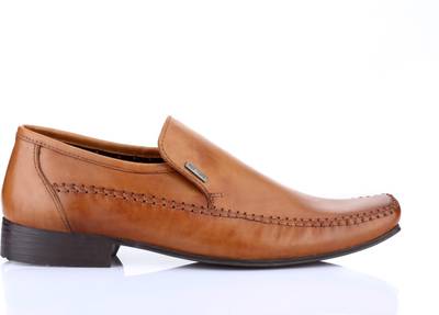 Red Tape Slip On