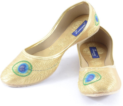 

Tamanna Peacock Bellies (Gold) Jutis For Women(Gold