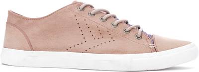 Footin Men Sneakers