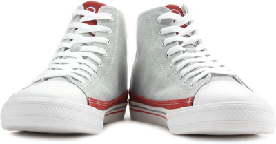 

United Colors of Benetton Men Sneakers For Men(Grey), 902
