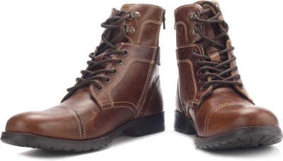 Red tape boots flipkart online