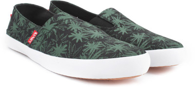 

Levi's Sunset Slip on Men Loafers For Men(Black, Green), Dark black