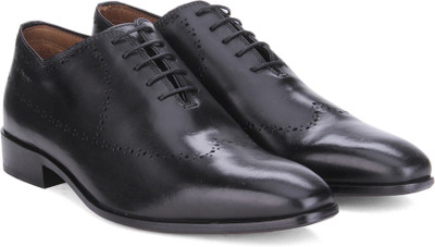 

Hush Puppies By Bata ONE PIECE PERFO Lace Up Shoes For Men(Black