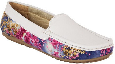 Schtaron Loafers Loafers For Women(White), Floralwhite