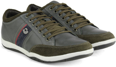 

Lee Cooper Men Sneakers For Men(Olive