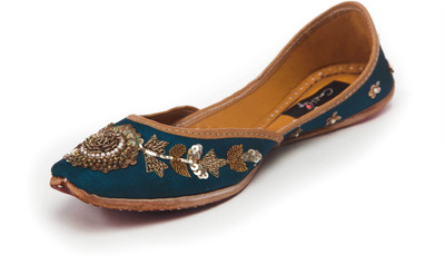 

Coral Haze Jutis For Women(Blue